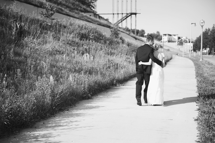 Miriam and Robert Lakefront Brewery wedding 30